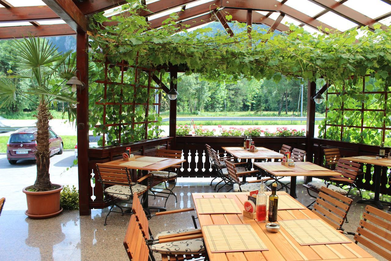 Guesthouse Veranda Mojstrana Eksteriør billede